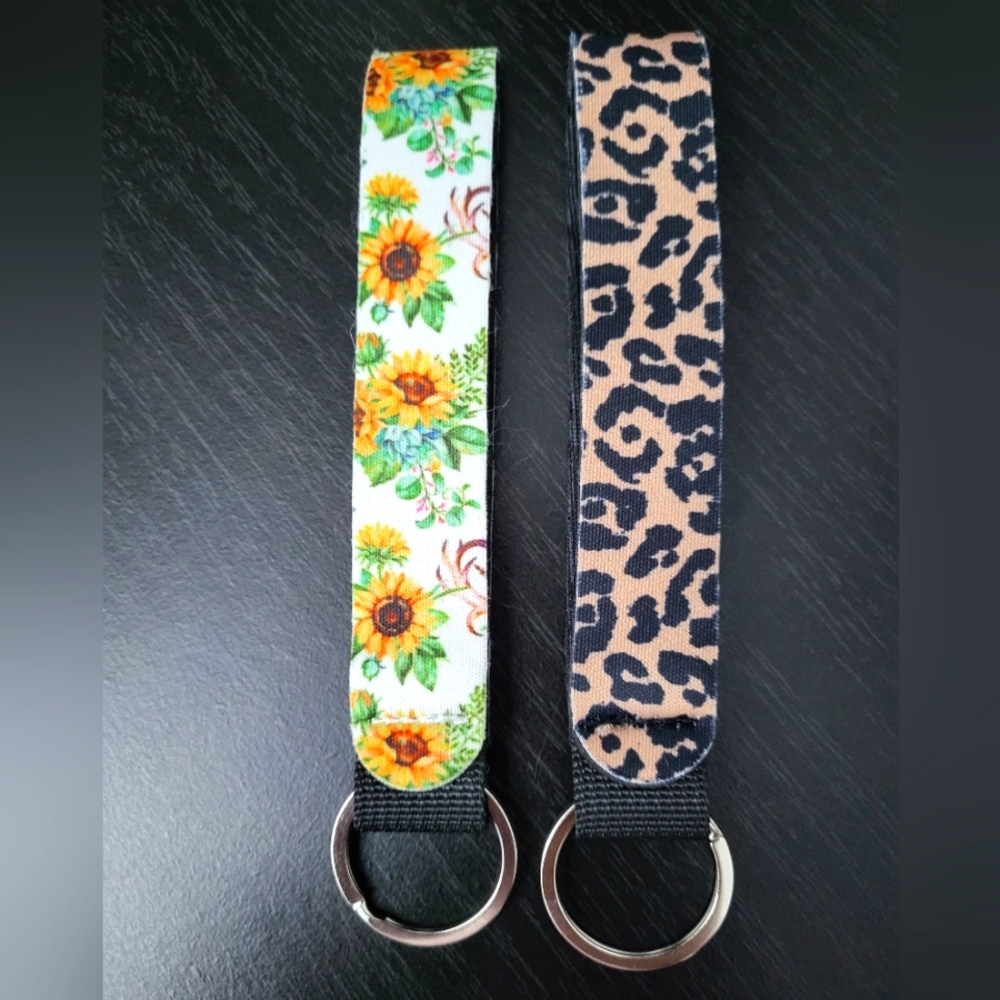 Wristlet keychains - Picture 3 of 10